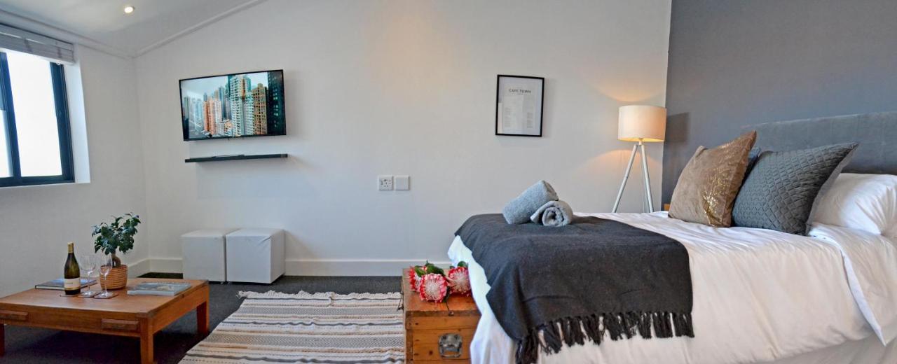 Central Modern Studio Apartment, Hermanus Waterfront Exterior photo